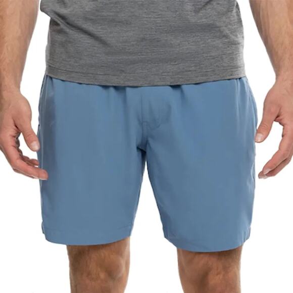 Travis Mathew Men's Blue Boarding Time 2.0 Shorts Size Small - Picture 1 of 11